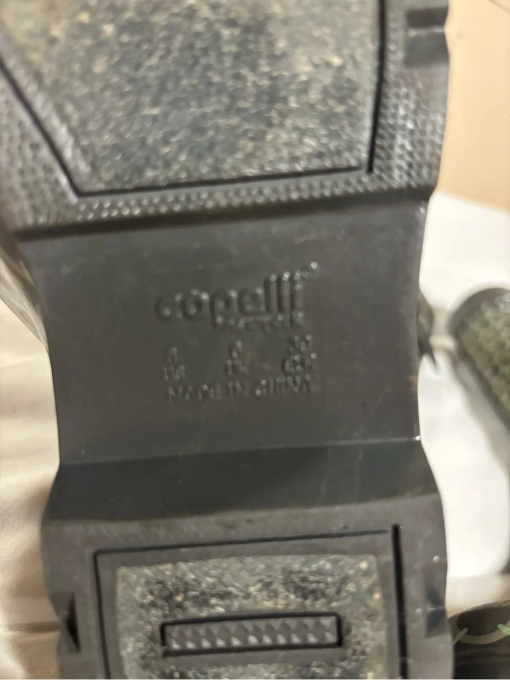 Capelli Women's Rain Boots Size 8 green and gray
